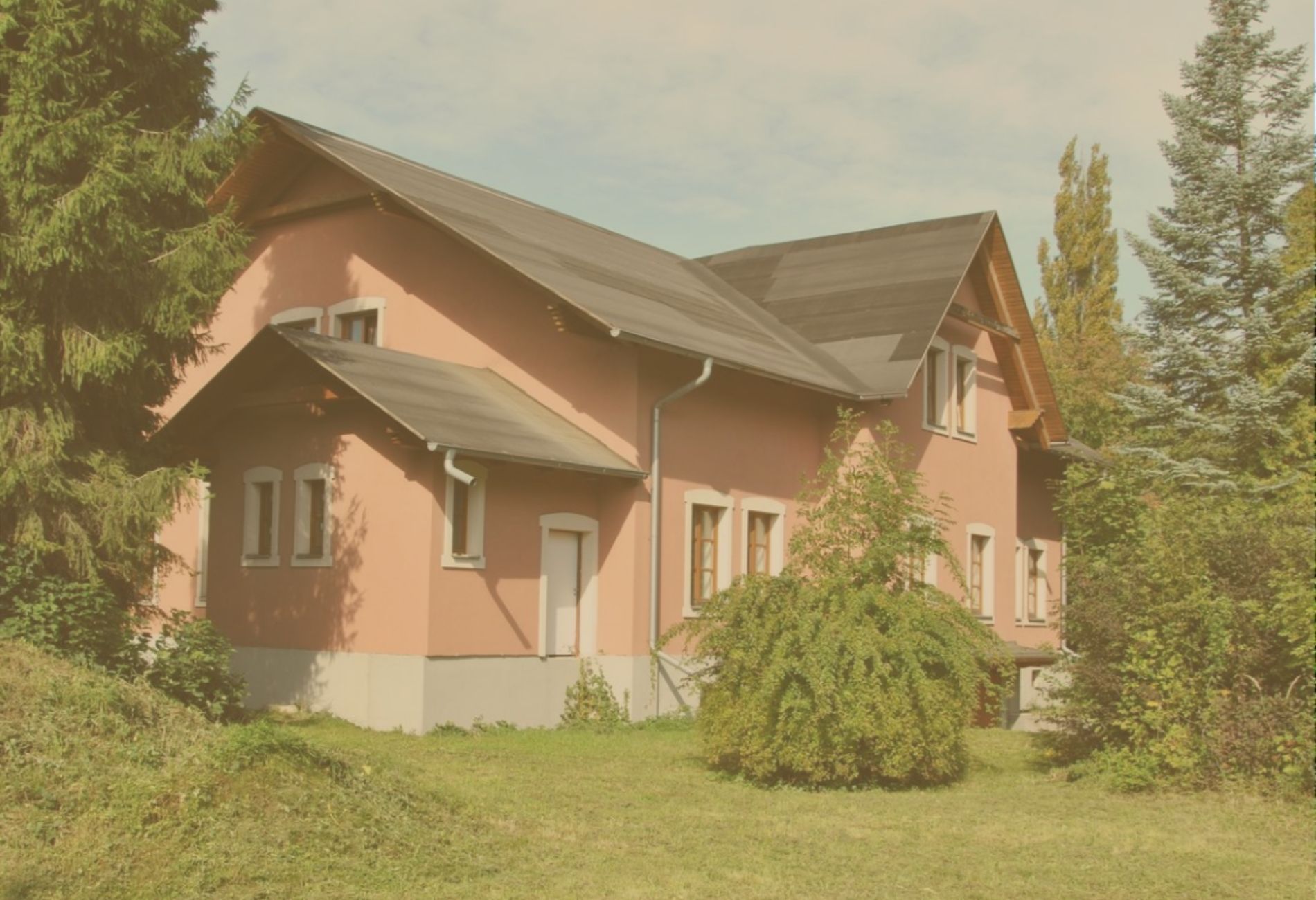 Administrativní budova horní suchá